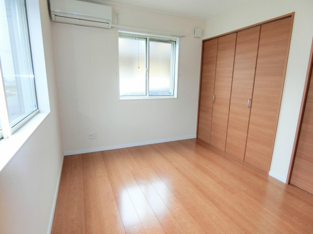 パークハイツE棟の洋室