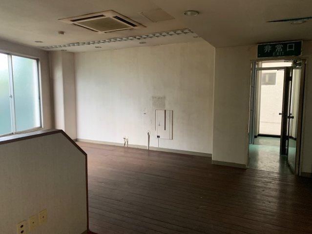 売りビル　東中央２丁目（南向き、５F建て、住居区あり）の内装