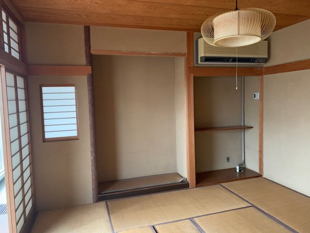 売りビル　東中央２丁目（南向き、５F建て、住居区あり）の和室