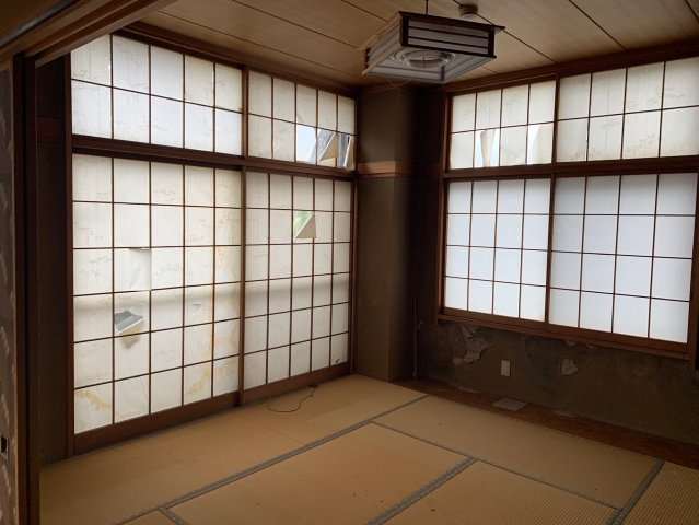 売りビル　東中央２丁目（南向き、５F建て、住居区あり）の和室