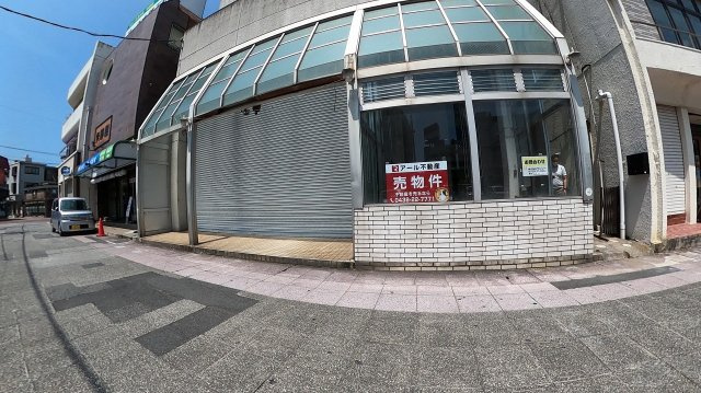 売りビル　東中央２丁目（南向き、５F建て、住居区あり）の玄関