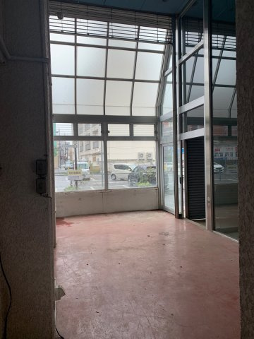 売りビル　東中央２丁目（南向き、５F建て、住居区あり）