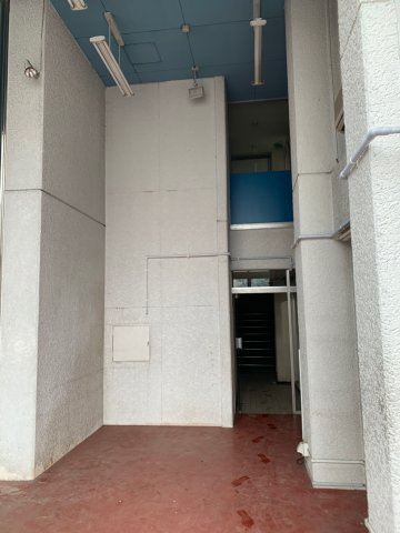 売りビル　東中央２丁目（南向き、５F建て、住居区あり）の内装