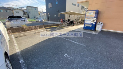 【駐車場】 | レオパレスラコルト