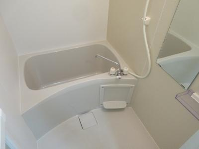 GARNET RESIDENCE MIYAの浴室