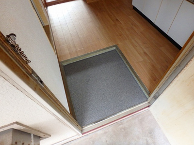 【玄関】 | ヤングハイツ三郎丸