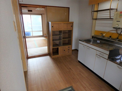 【居間・リビング】 | ヤングハイツ三郎丸