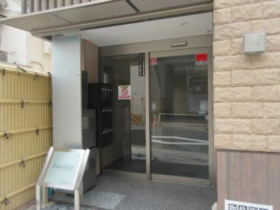 GARNET RESIDENCE MIYAのエントランス