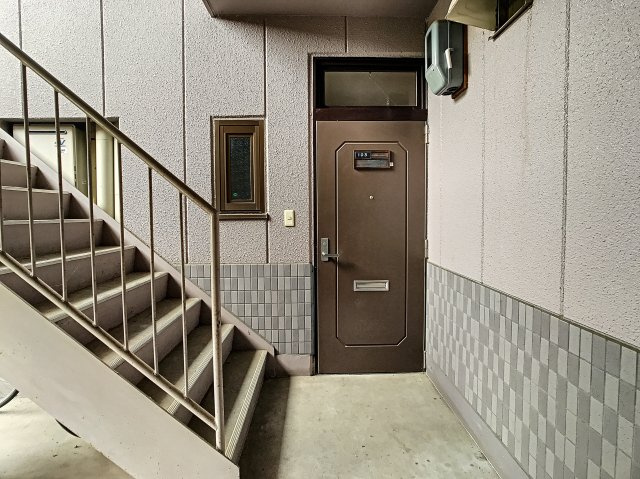 [Wi-Fi] 光と風と 青と蒼のエントランス|落ち着いた雰囲気のエントランス