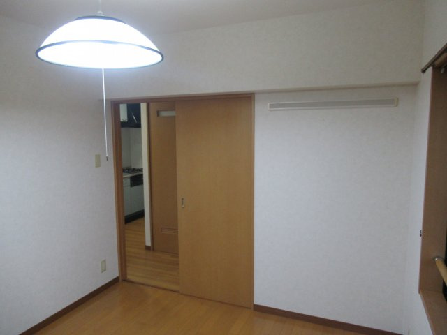 シリシャス久保田の洋室