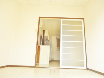 【居間・リビング】 | ファミール泉　B | 洋室4.5帖※写真はイメージです