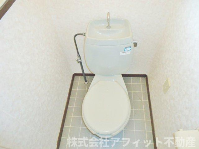 【トイレ】 | ファミール泉　B | ※左右反転イメージ