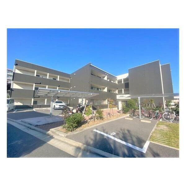 プレミアムスイート狭山駅前