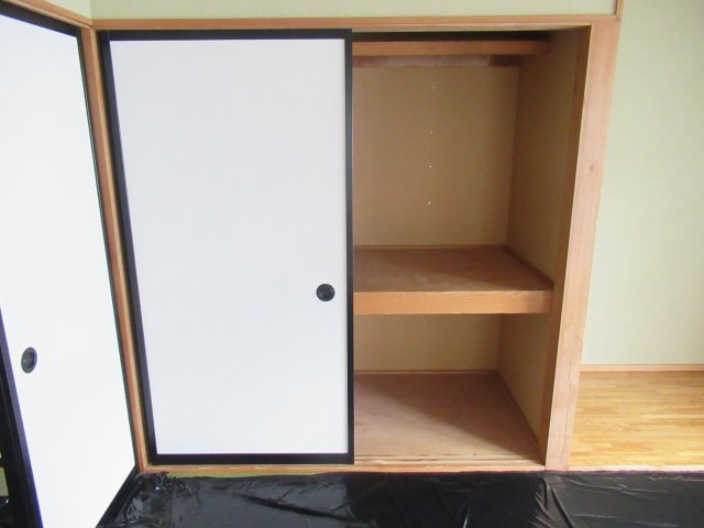 ドミールタナカの収納