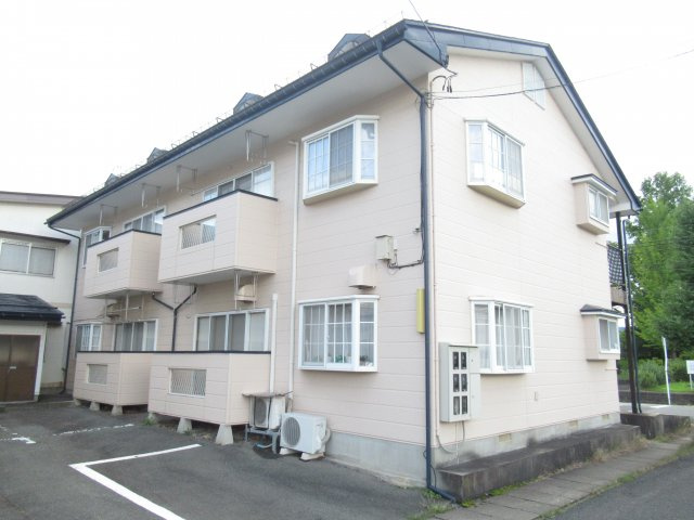 ドミールタナカの外観