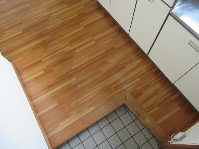 ドミールタナカの玄関