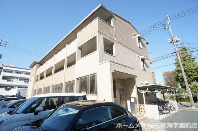 熊本市東区月出２丁目のアパートの外観
