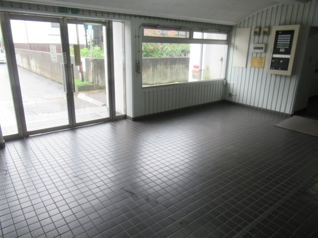 パークシティ八日町のロビー