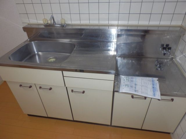 パークシティ八日町のキッチン