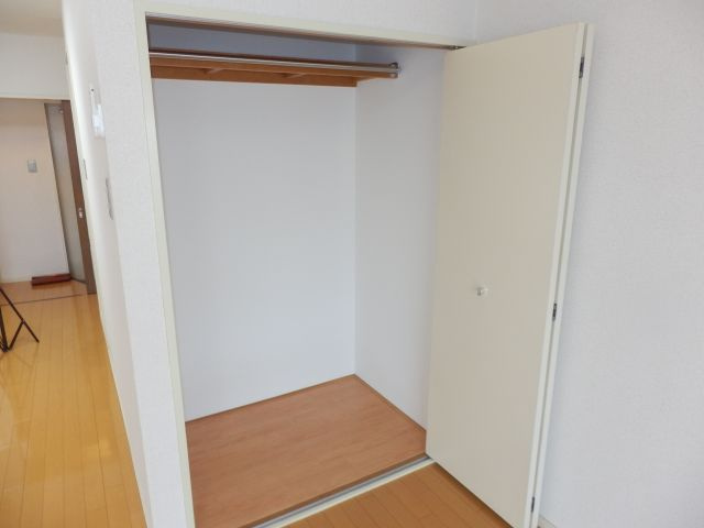 パークシティ八日町の収納