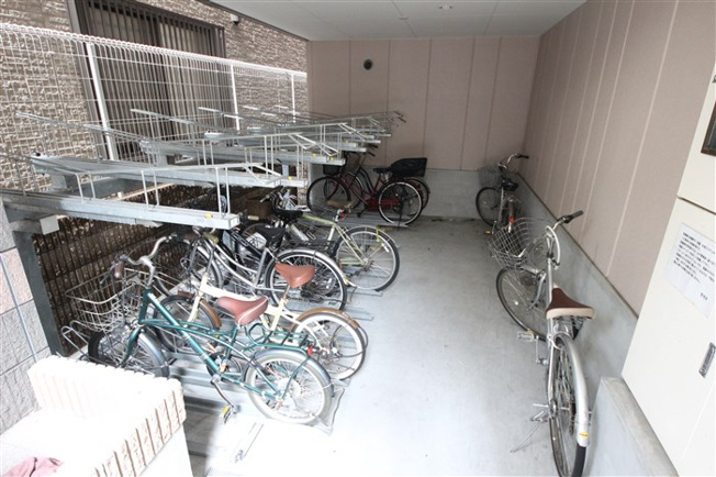 【駐車場】 | ルミエール瓦屋町