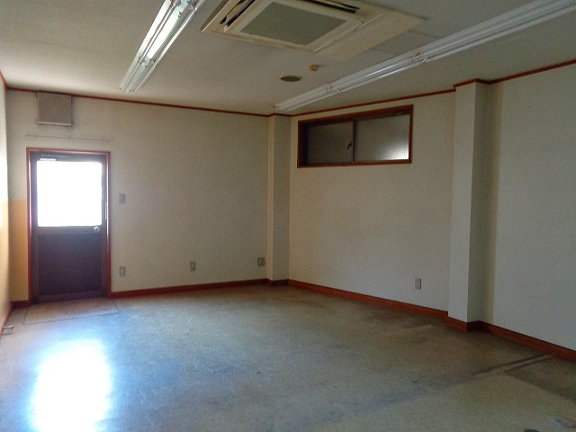 大田区中央２丁目の倉庫の内装
