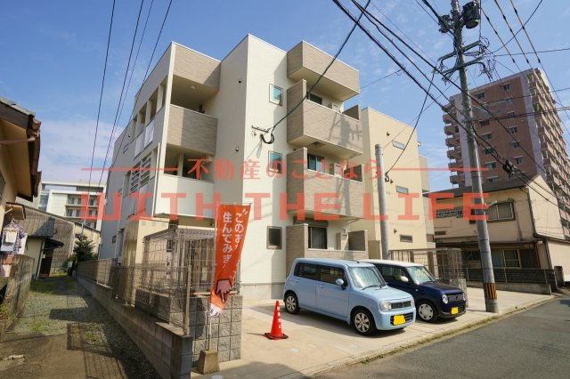 グランドライフ久留米【キャッシュバック対象物件】の外観|外観は落ち着いています