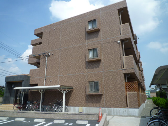 倉敷市安江の賃貸マンションの外観