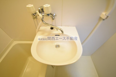  | レオパレスレジデンス新石切