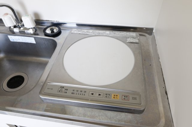 サクセス金沢八景クァトロッチオの瞳のキッチン