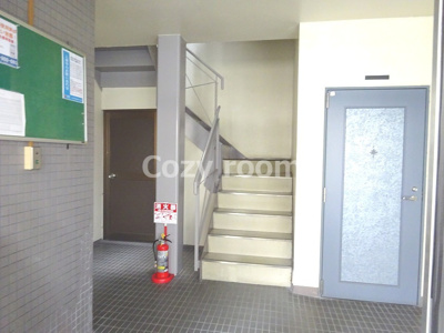 【ロビー】 | コトブキサンハイツ | 建物の内部です