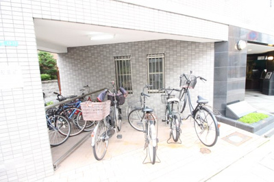 【その他共用部分】 | クリスタ文の里 | 駐輪場