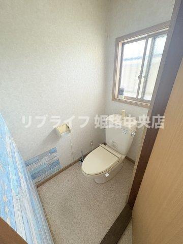 中地戸建のトイレ