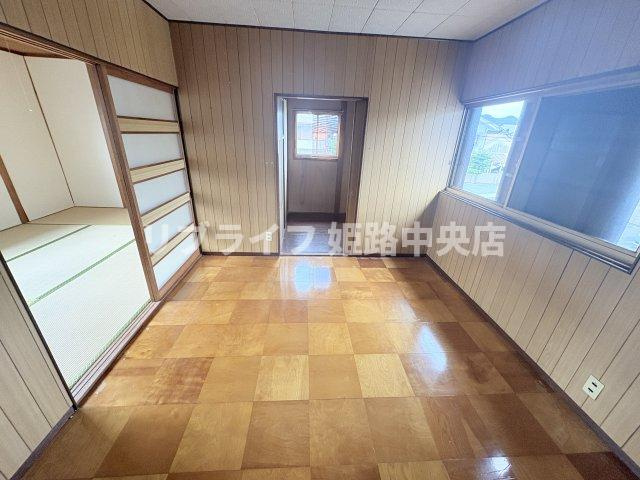 中地戸建の寝室