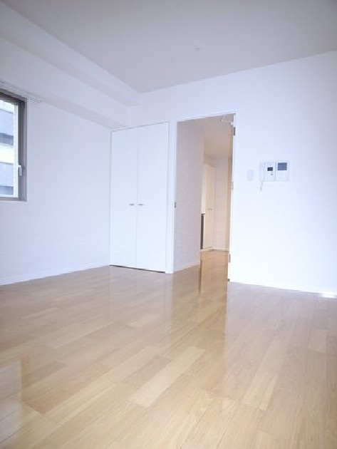 サヴォイマキシマイズ博多ステーション　9階の居間・リビング|別号室のものです。現状優先になります。