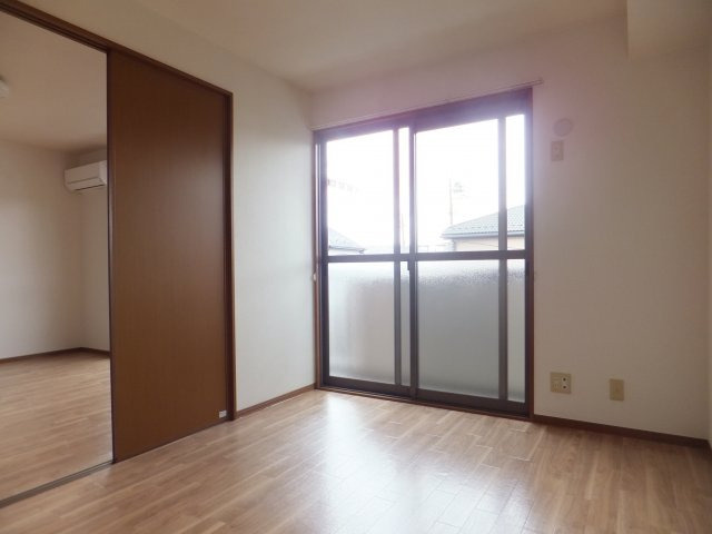 サンモールの内装|洋室①