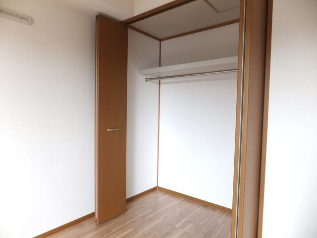 サンモールの収納|洋室①収納
