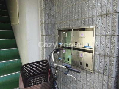 【ロビー】 | 吉岡ビル | 建物の内部です