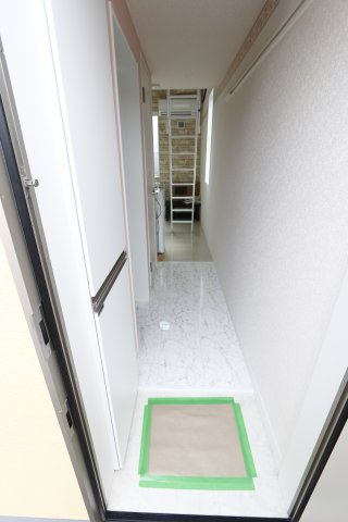ユナイト追浜ビリーブラントの玄関|同タイプ参考写真です。
