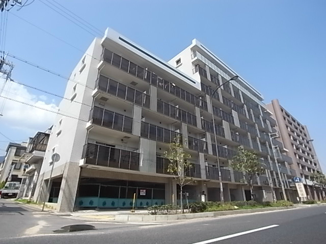 パレス東洋神戸６号館の外観