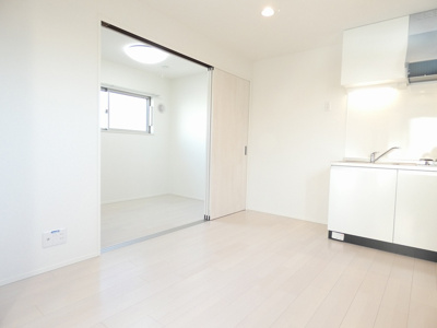 【寝室】 | CREST