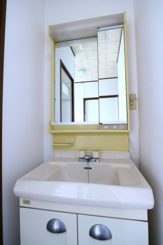 林コーポラスの洗面所