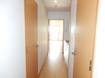 VILLA MARY 五条(旧：ビクトワール五条壬生)の展望|玄関から～