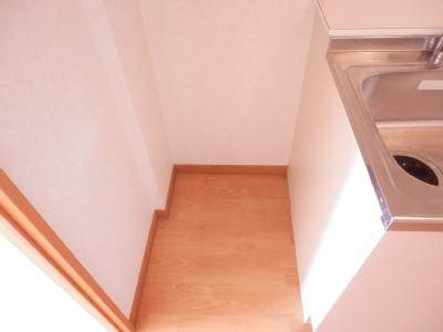 VILLA MARY 五条(旧：ビクトワール五条壬生)のその他|冷蔵庫置場