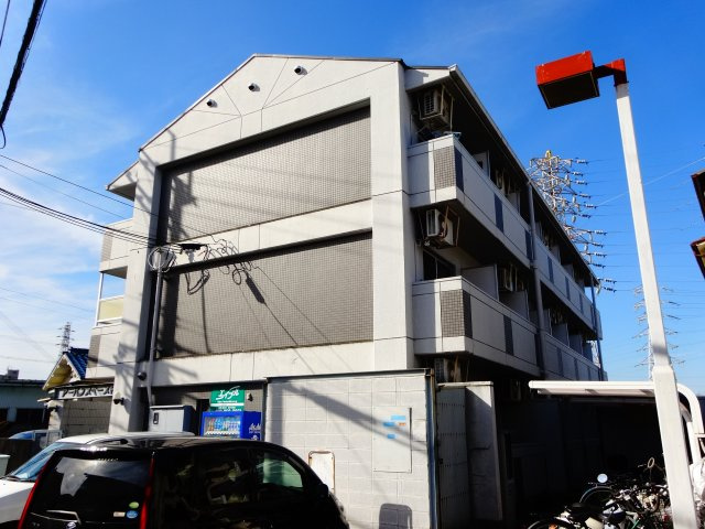 アーバンスペースＦの駐車場