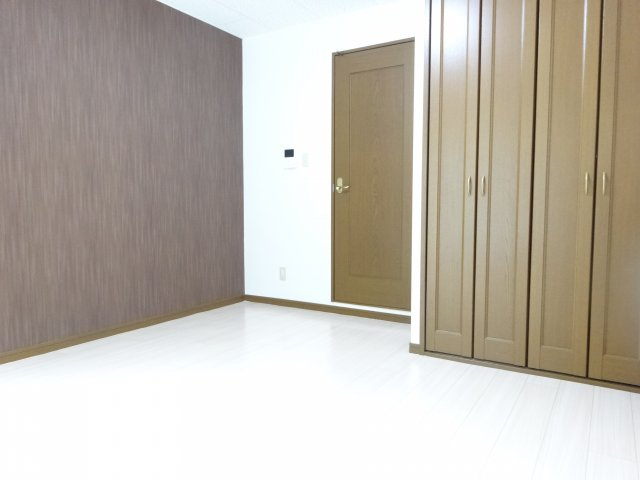 フォレスタ南貴望ケ丘の洋室
