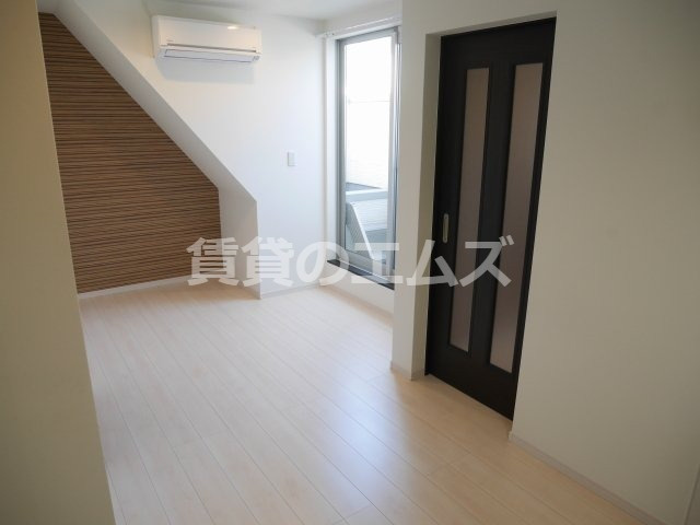 【居間・リビング】 | ＧＲＡＮＤＴＩＣ雑餉隈 | ＧＲＡＮＤＴＩＣ雑餉隈のリビング