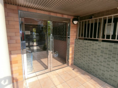 【エントランス】 | Central Perk