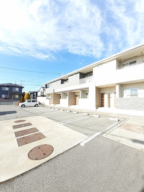 アイリス　Ａの駐車場