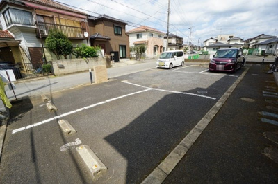 【駐車場】 | ピュアサイレンス